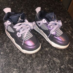Jordan’s Nike purple metallic toddler 7c